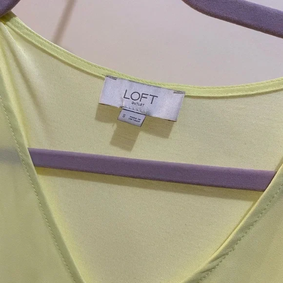 Top - Picture 2 of 2